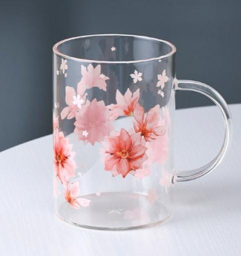 All kinds of beautiful glass cups