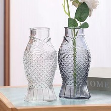 Why are more and more people like glass vases
